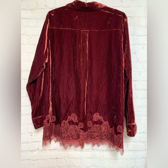 NEW Soft Surroundings Eden Rusty Burgundy Velvet Lace Top Shirt Size L - Picture 8 of 8